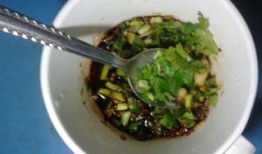 拌粉吃瓜,夏日消暑新風(fēng)尚