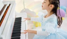 李小璐回應(yīng)吃瓜群眾視頻,澄清事實(shí)真相