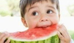 小孩吃瓜頭像女