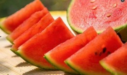 湯家鳳吃瓜,揭秘娛樂圈幕后故事