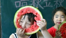 我在吃瓜秋不對(duì),一場(chǎng)網(wǎng)絡(luò)熱詞背后的故事