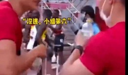 吃瓜偷笑的視頻,揭秘網(wǎng)絡(luò)短視頻的歡樂(lè)瞬間