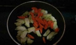 鄰居炒菜吃瓜,炒菜吃瓜的溫馨瞬間