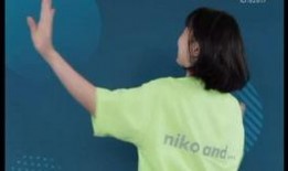 海邊吃瓜直播間吃爆頭,驚現爆頭瞬間！