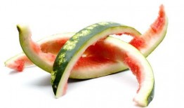 安中醫(yī)吃瓜視頻,揭秘校園生活趣味瞬間