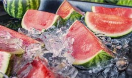 群聊大型吃瓜現場,揭秘網絡社交的狂歡與爭議