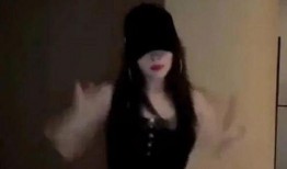 李小璐回應(yīng)吃瓜群眾視頻,澄清事實(shí)真相