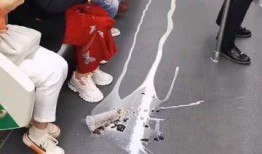 地鐵小姐姐吃瓜,揭秘都市生活百態